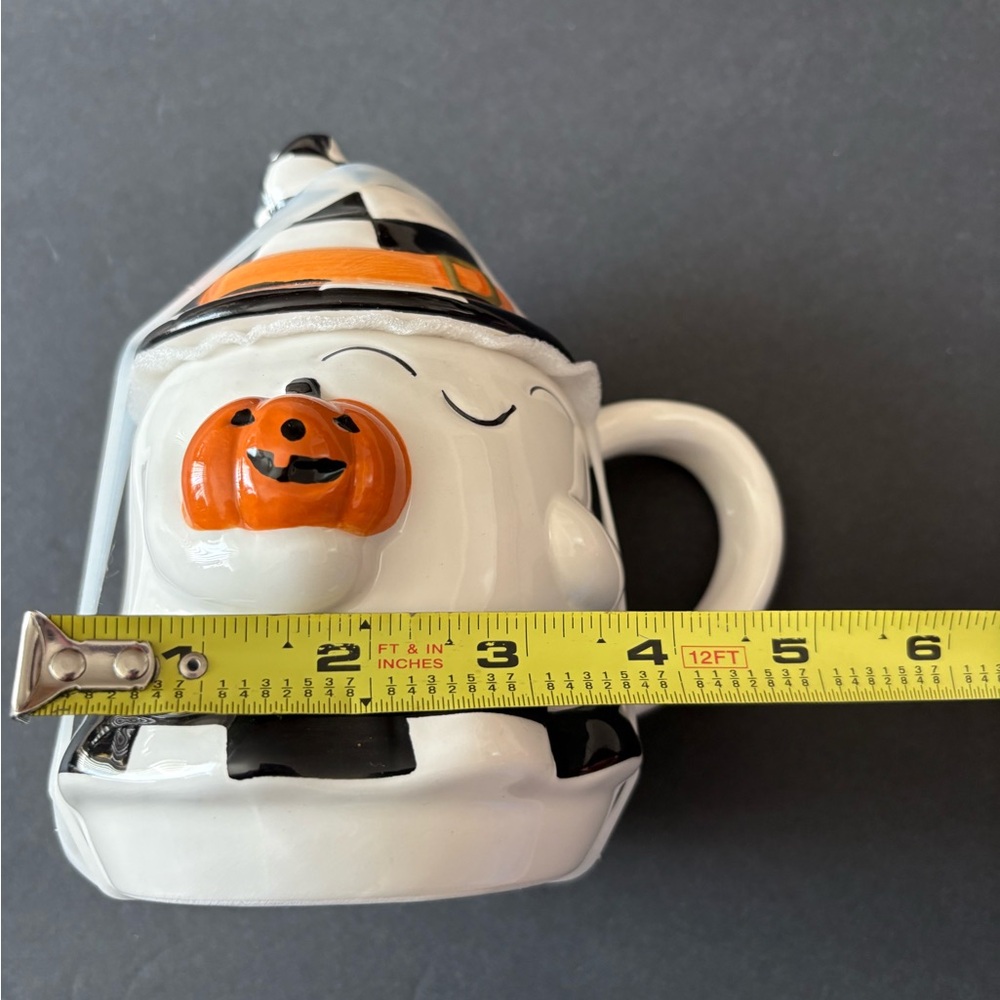 Halloween Ghost Mug with lid - White and Black - Picture 6 of 7